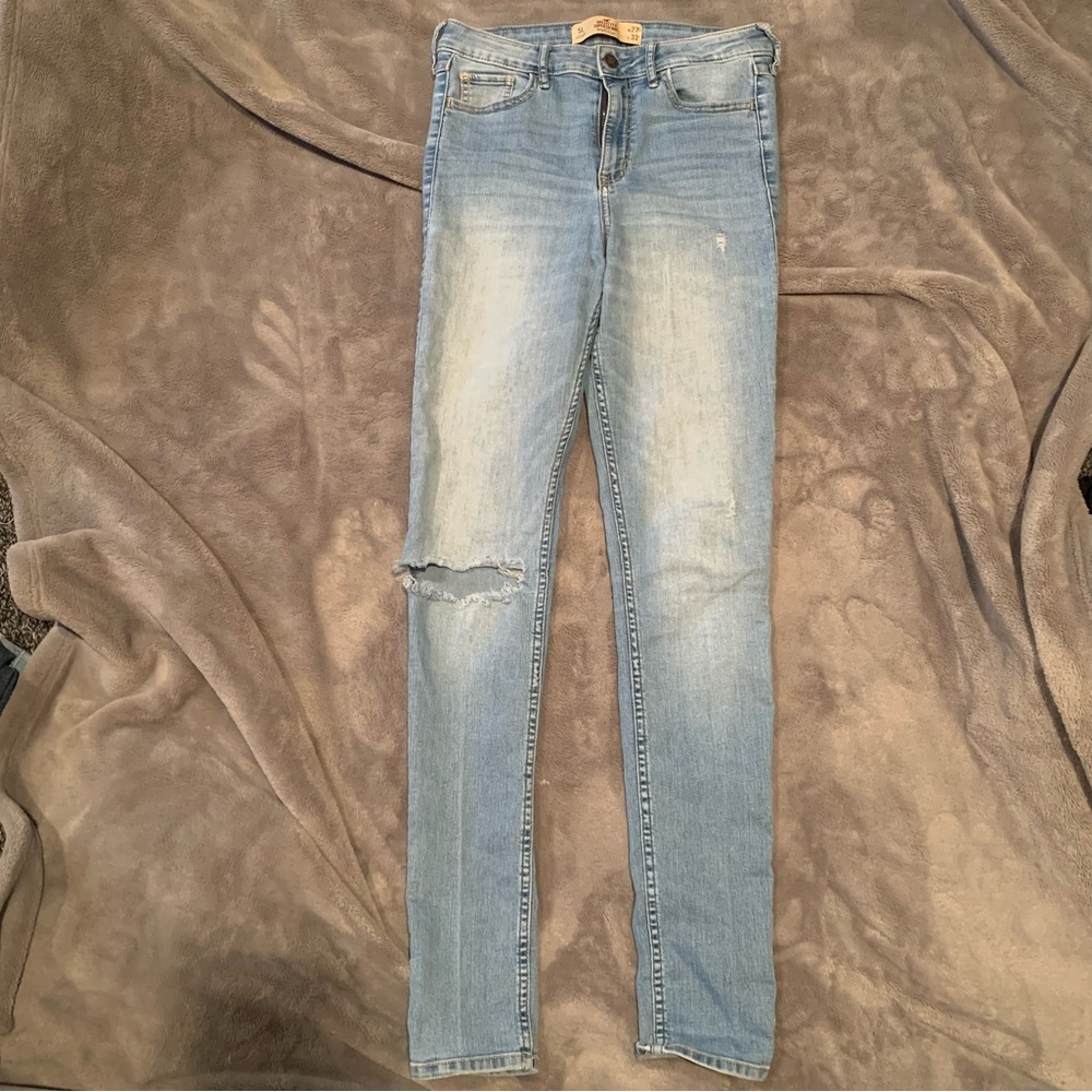 Hollister Light Wash Distressed Skinny Jeans